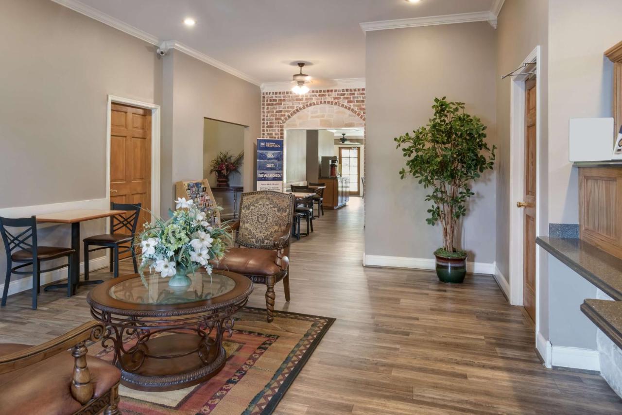 SureStay Hotel by Best Western Leesville Exterior foto